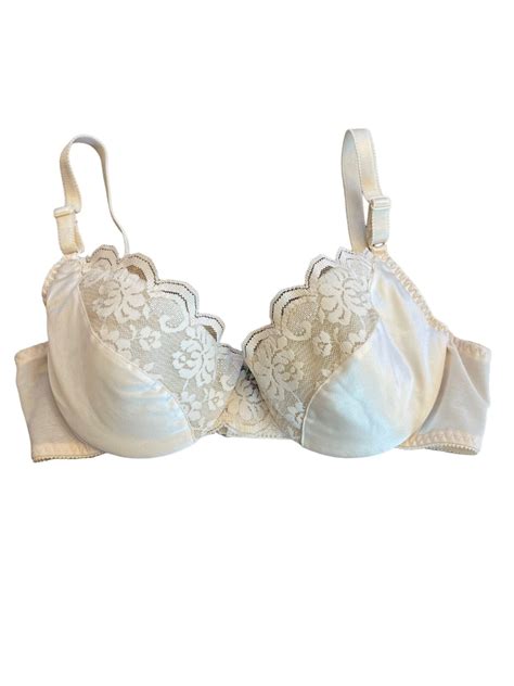 chantilly bras